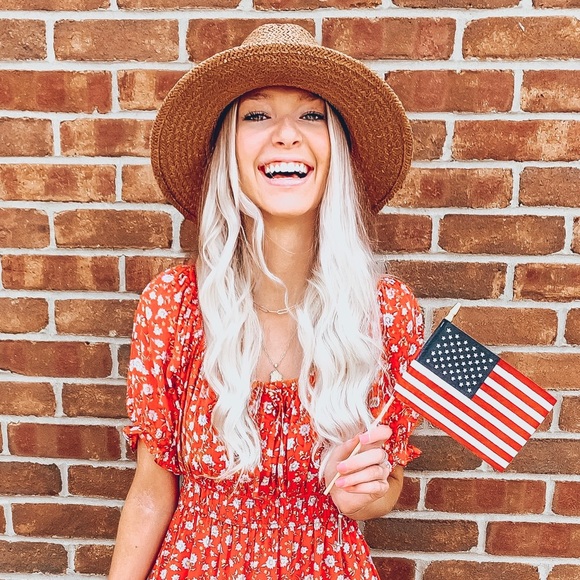 Meet your Posher, Riley - Picture 1 of 1